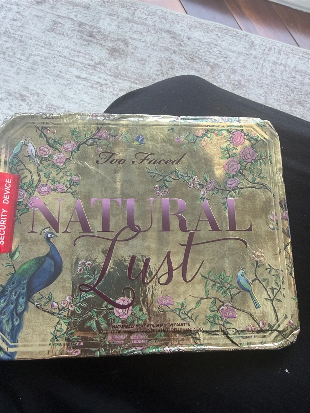 Makeup palette (Too Faced Natural Lust)